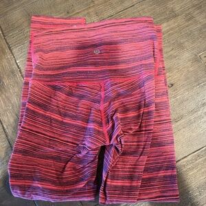 Lulu lemon high waist 7/8 leggings. Selling a bunch, can bundle for a discount